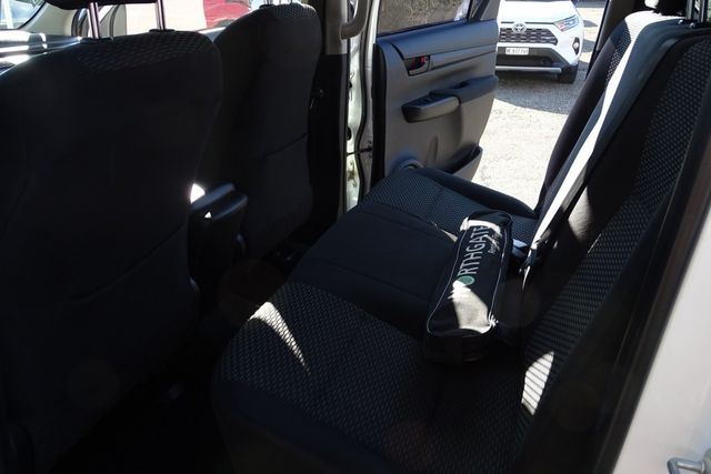 TOYOTA Hilux 2.4D-4D Comfort Double Cab 4x4